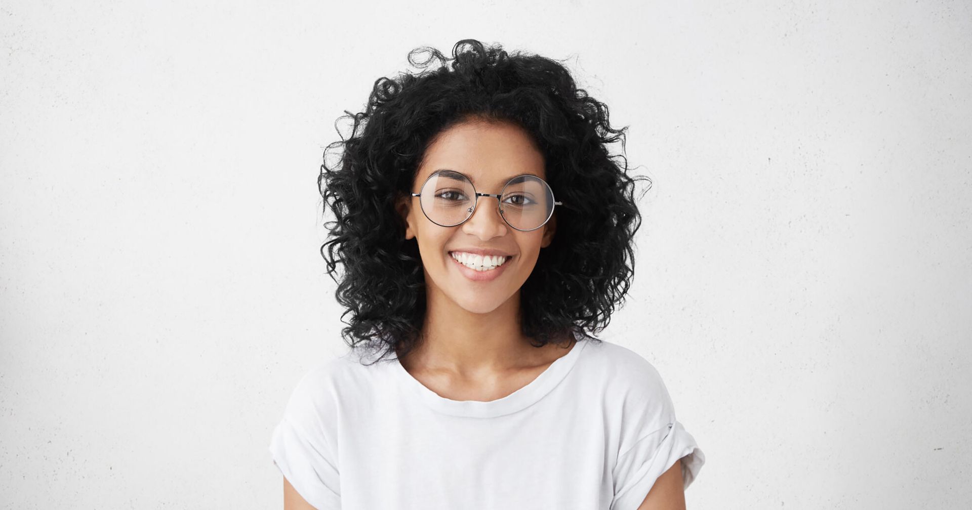 what are porcelain veneers