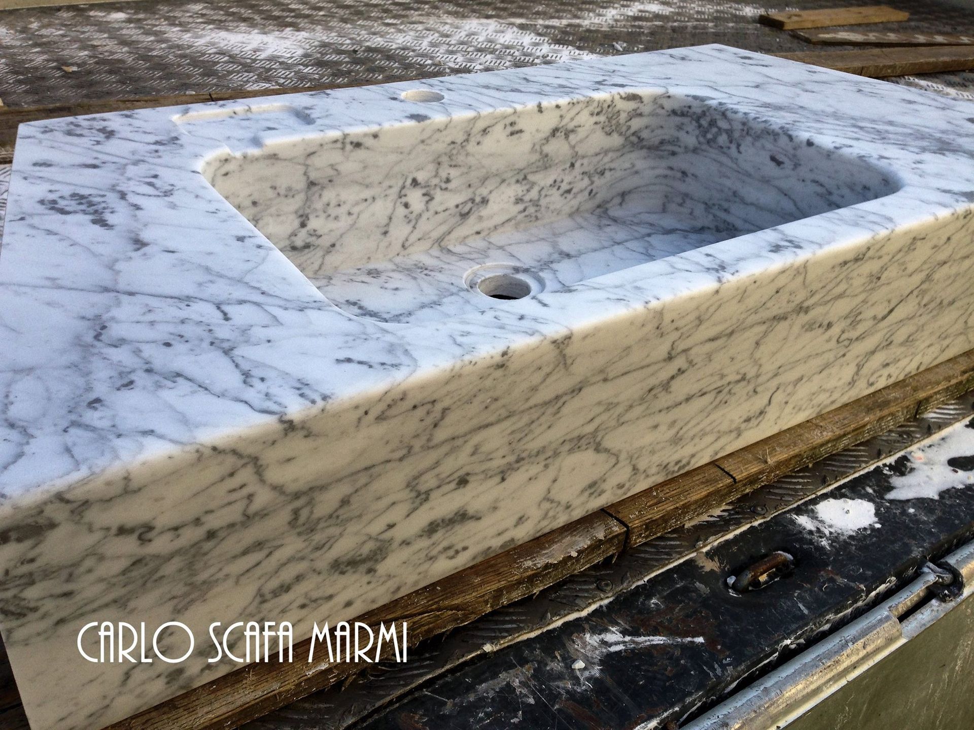 lavello in marmo a Roma