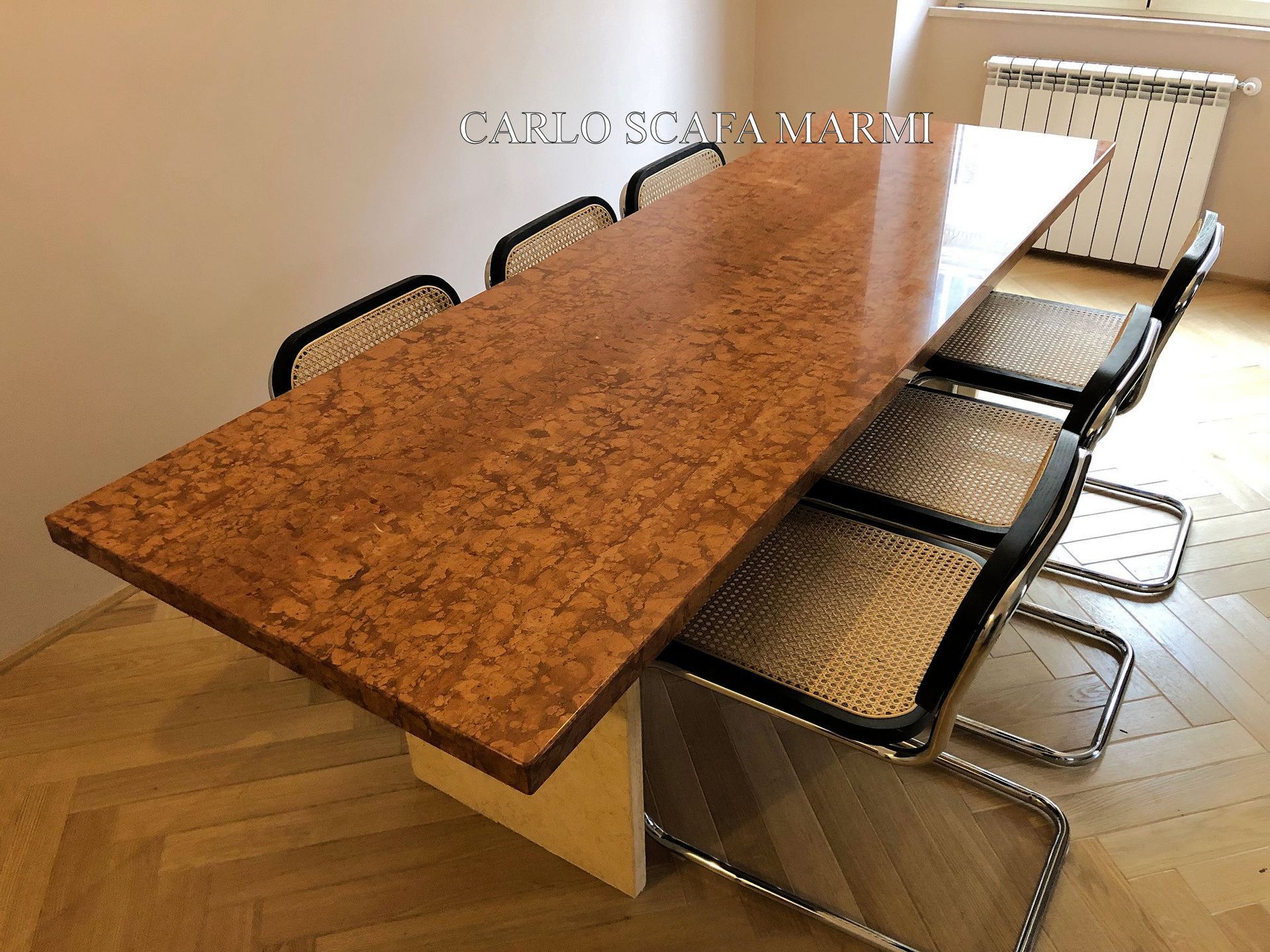 tavolo di marmo con Marmi Scafa a Roma