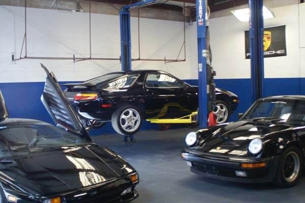 Lifted Porsche | Destin Auto Centre