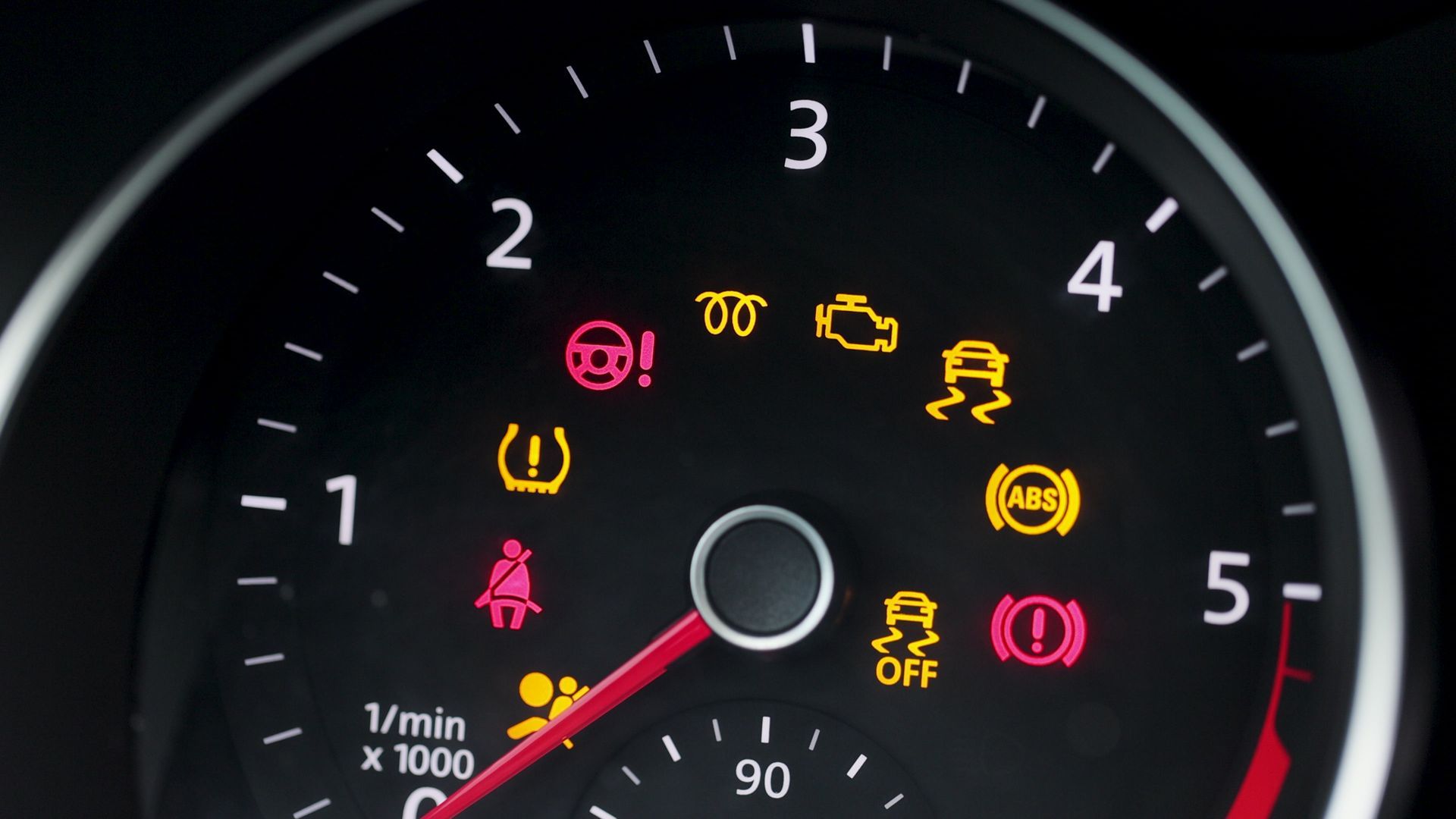 What Causes a Dashboard Warning Light to Flicker Randomly? | Destin Auto Center