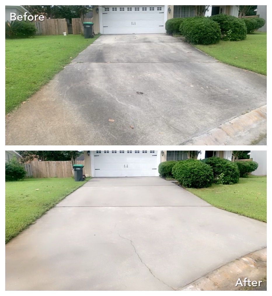A before and after picture of a driveway that has been cleaned.