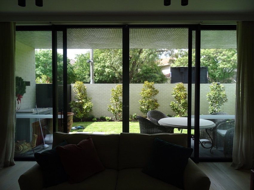 Fly Screens for Stacker Doors in Melbourne Retractascreen