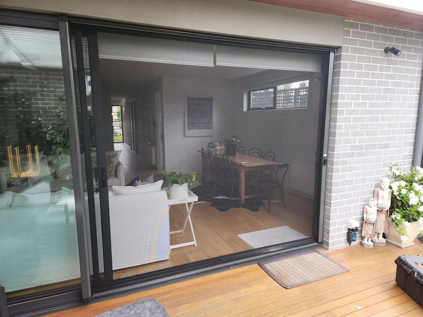 Fly Screens Melbourne Retractable Fly Screens RetractAscreen