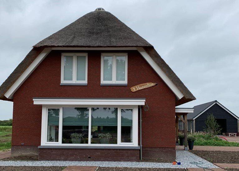 Woning en Schuur in Hedel