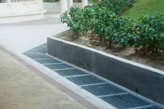 choosing baseboard drainage