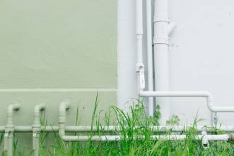 choosing baseboard drainage