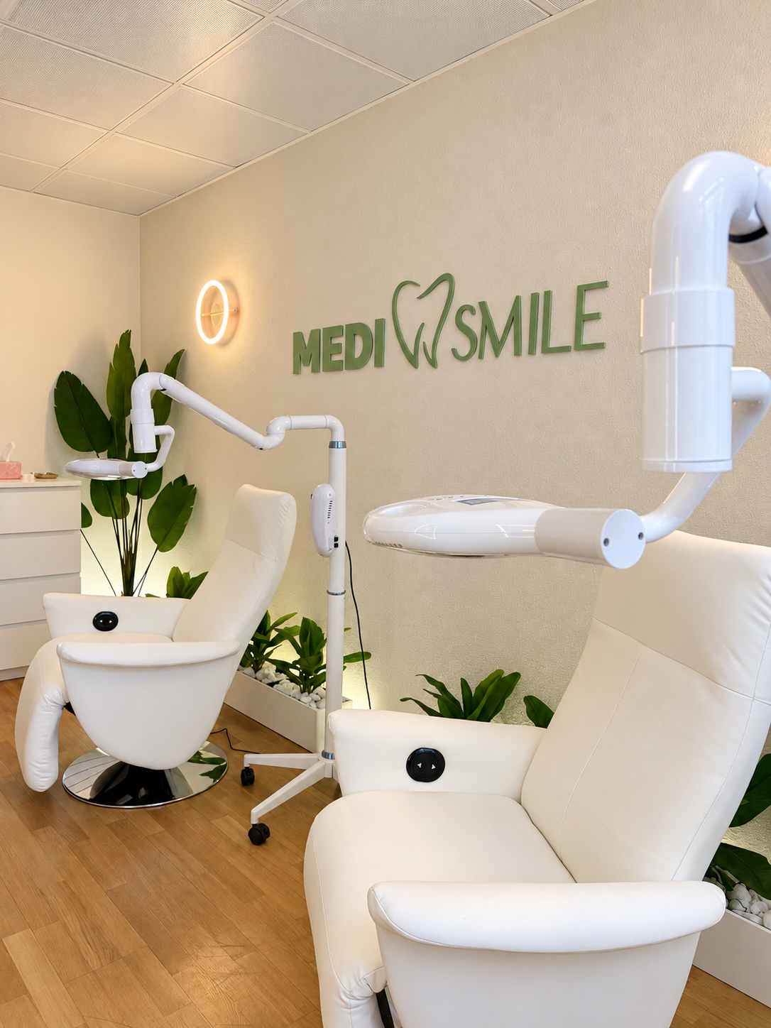 Bleaching /Zahnaufhellung in Trier bei Medi Smile