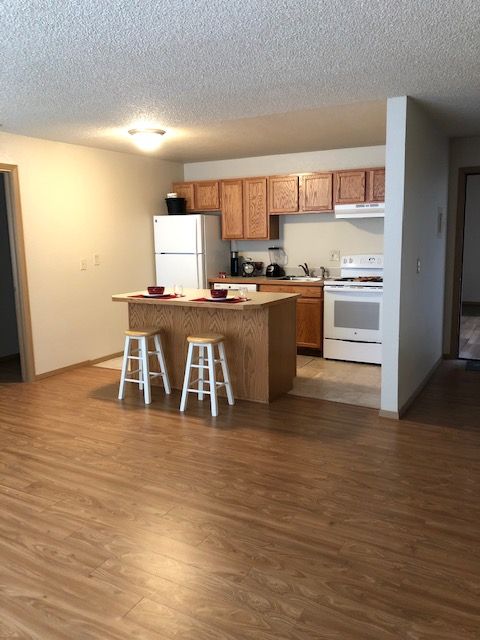 full kitchen