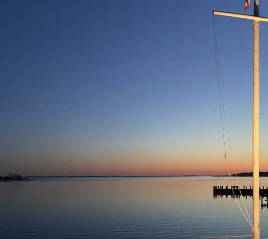 waterfront dining