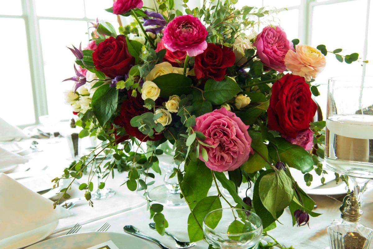wedding centerpiece at trumpets on the bay