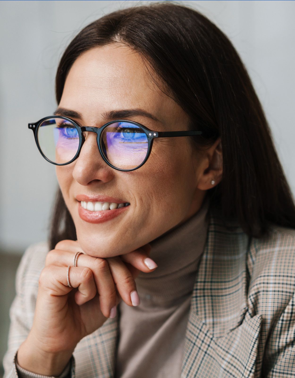 Gli occhiali da vista donna da Ottica Lente Amica a rimini 0541 787275