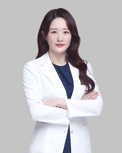 Dr. Yoon Hyo Sung — ophthalmology specialist, Gangnam Smile Eye Clinic