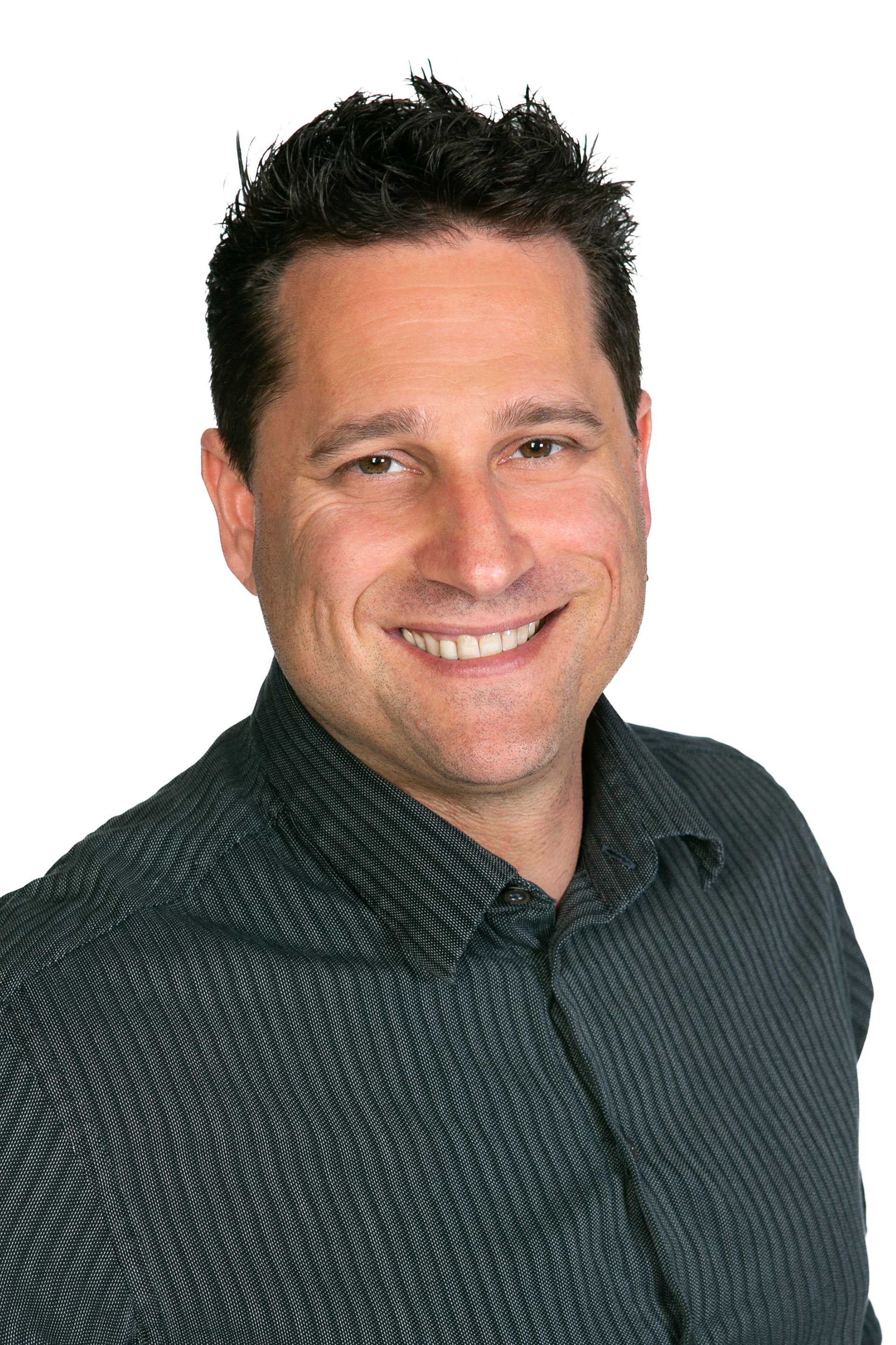 Alberta immigration consultant Dvir Egdal