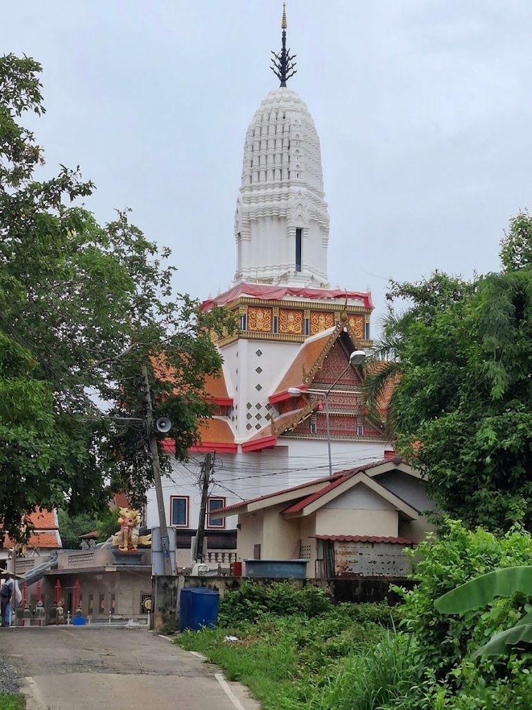 Wat Phutthai Sawan Ayutthaya