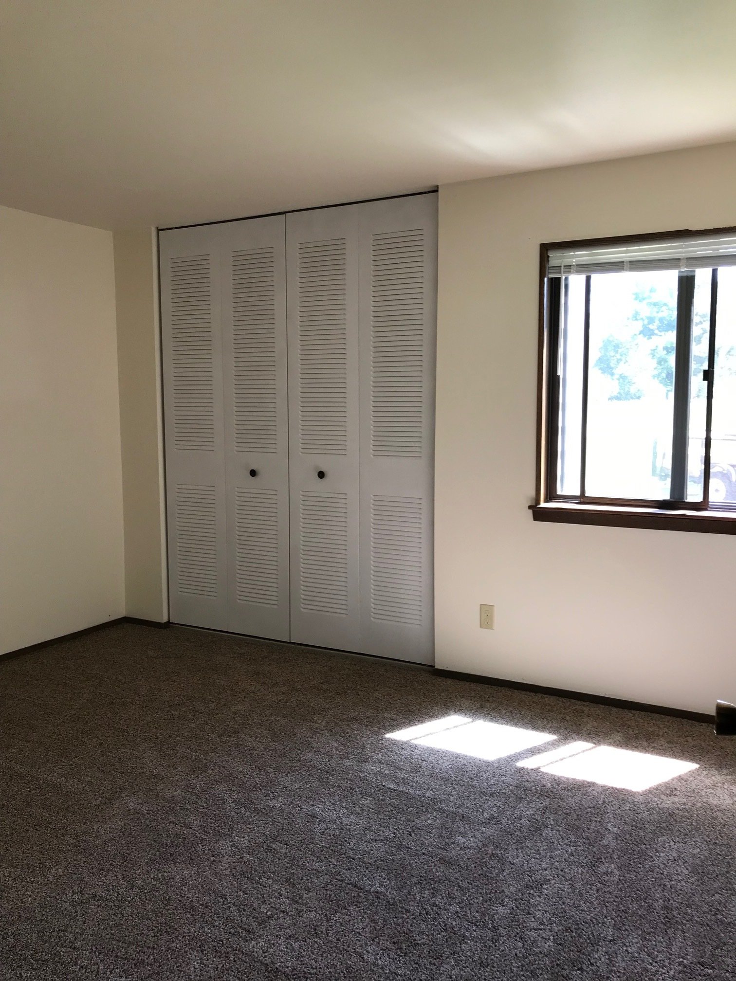 West Meadow Apartments Thomas Haas Investments