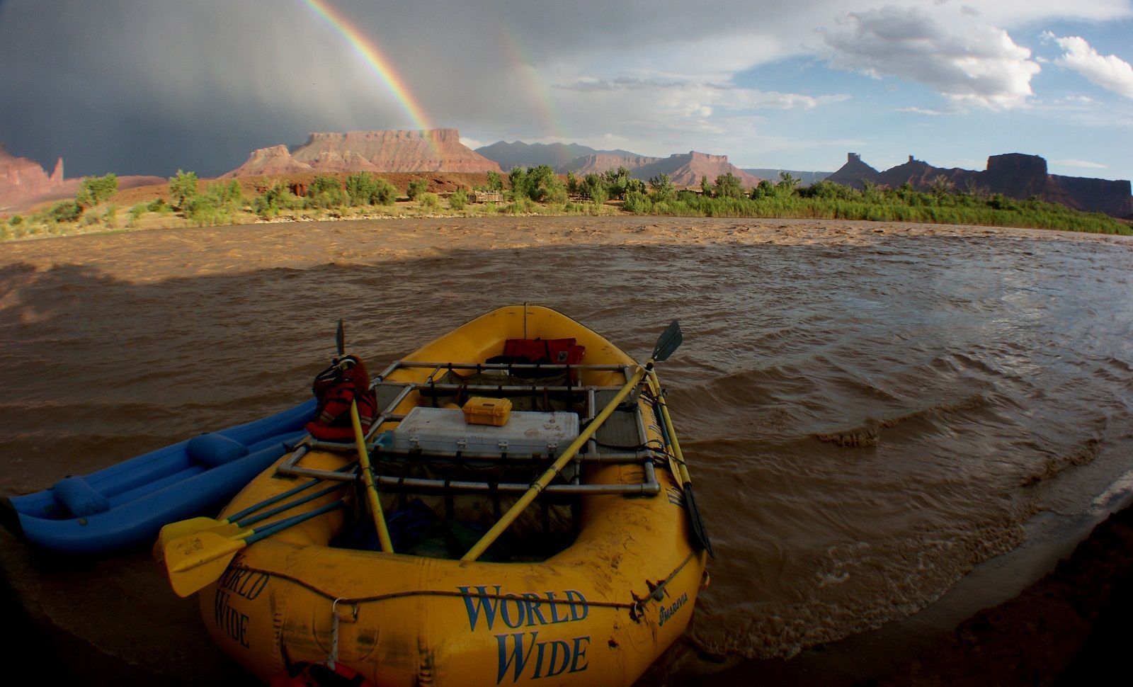 A yellow raft that says world wine on it