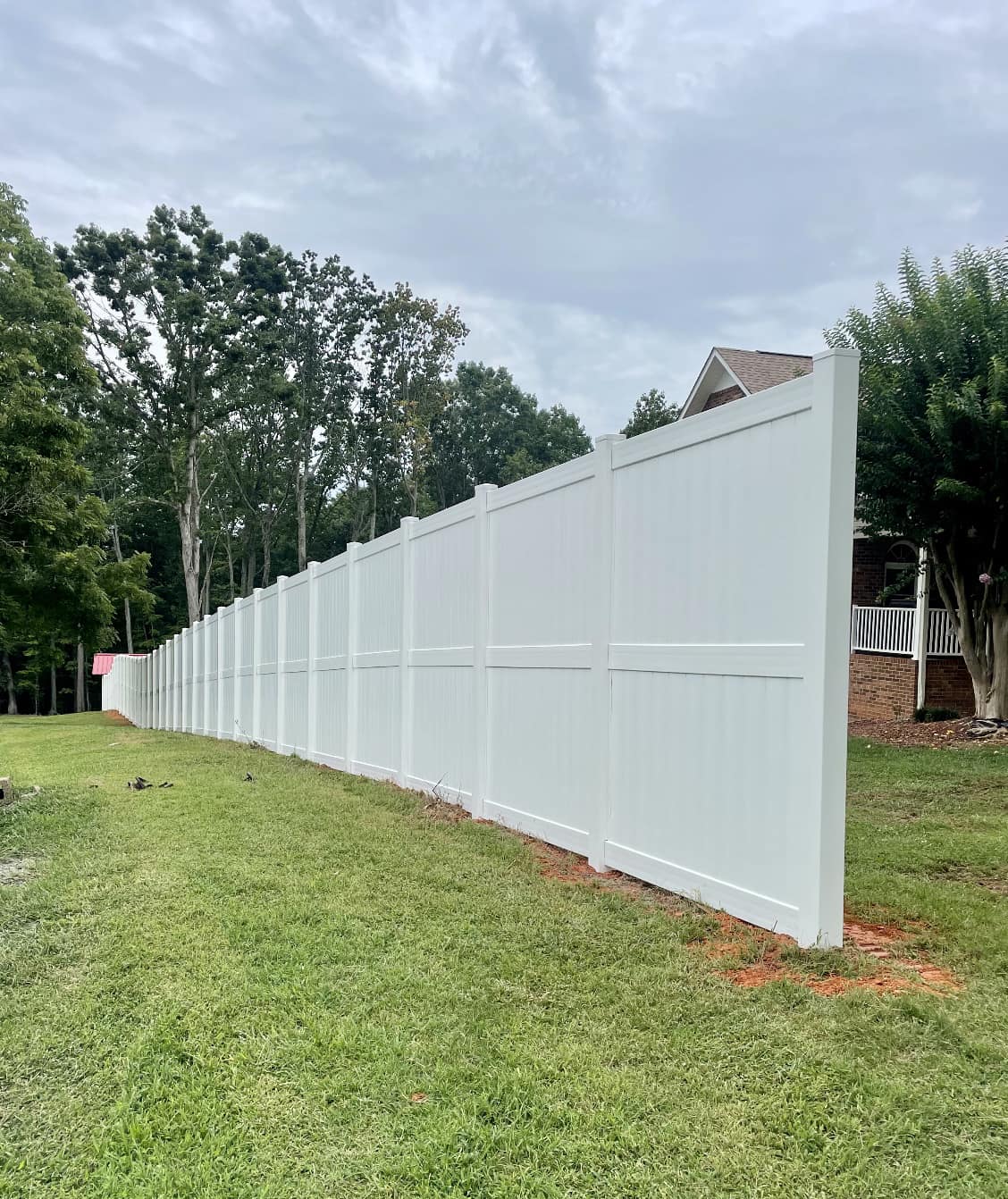 vinyl privacy fence