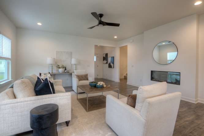 390 LaMer Loop