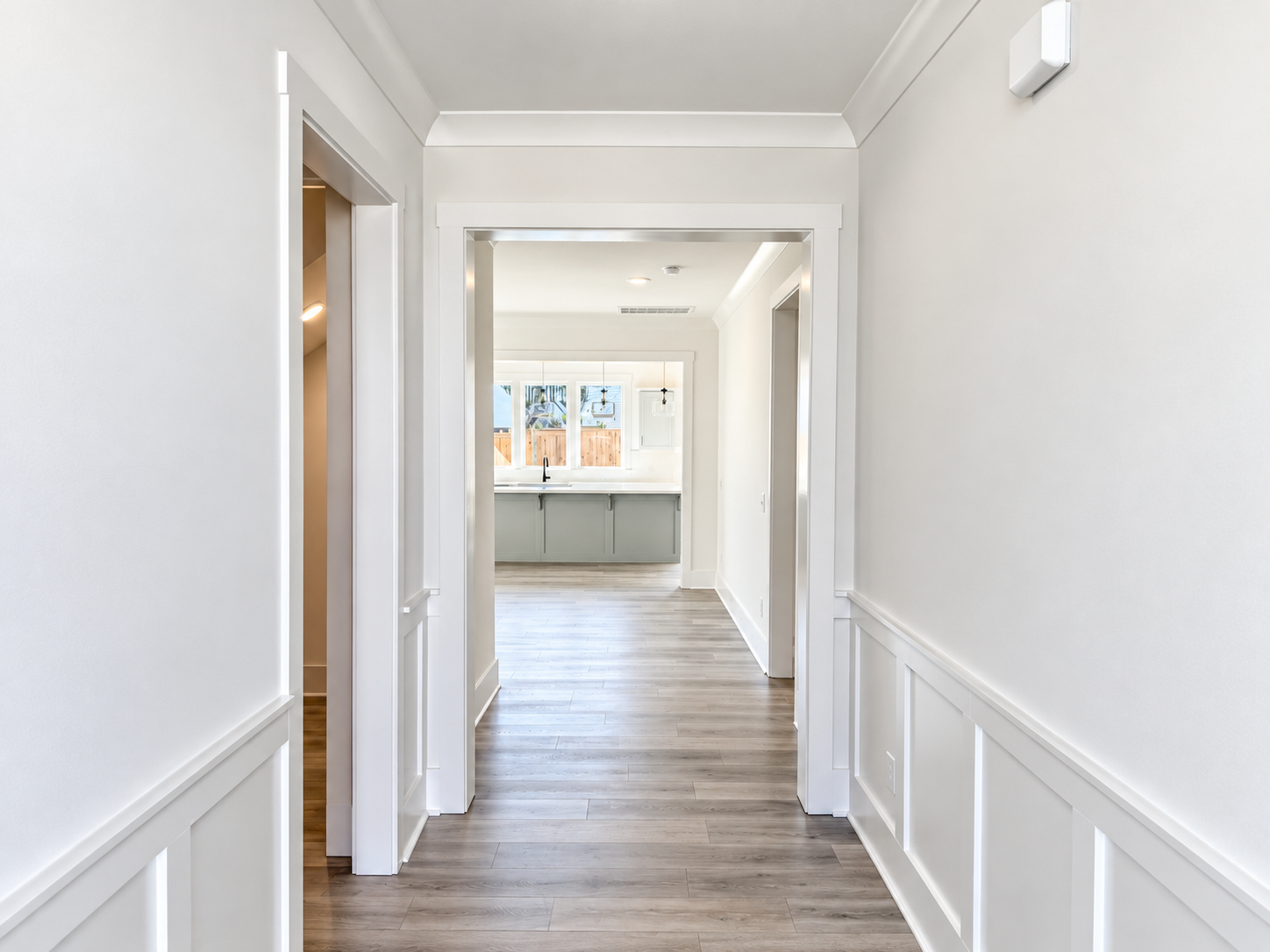 1036 House Finch Ave