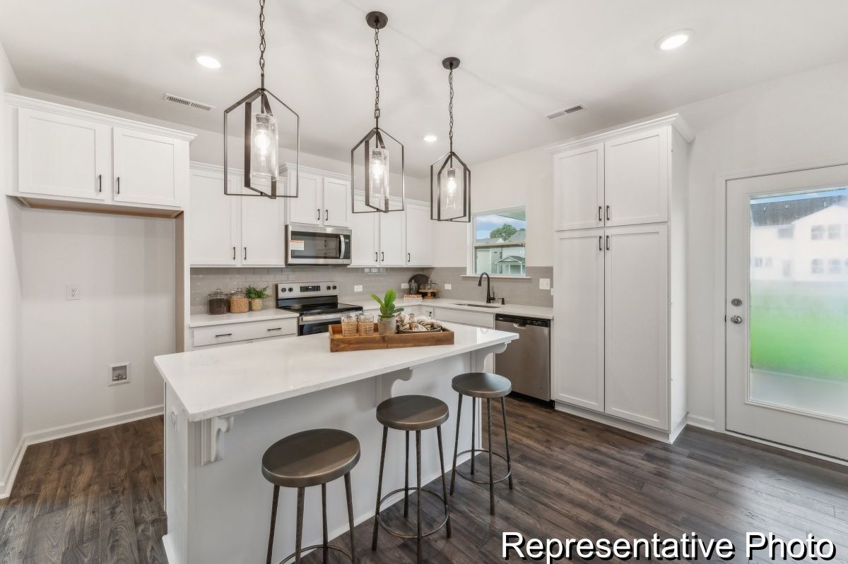 113 CEDARBRANCH WAY