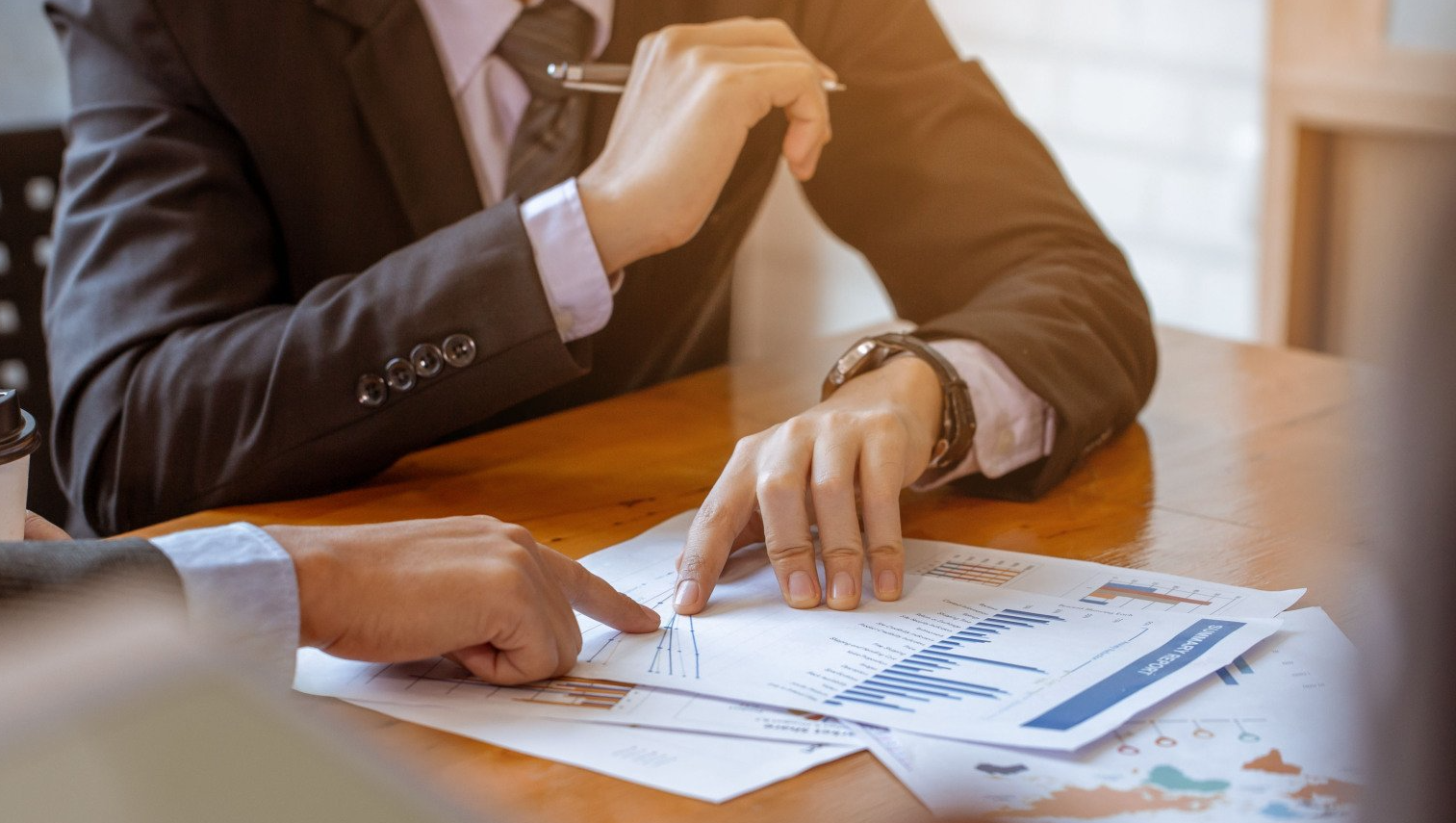 business financial advising and consulting