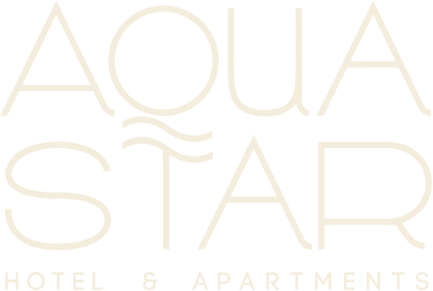 Logotipo del hotel y apartamentos Aqua Star en color dorado pálido sobre fondo blanco.