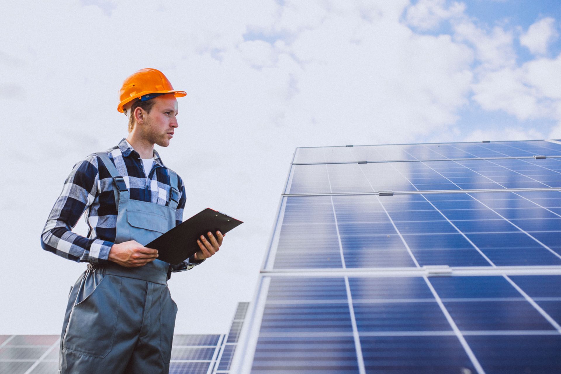 Inspection of the roof for solar installation