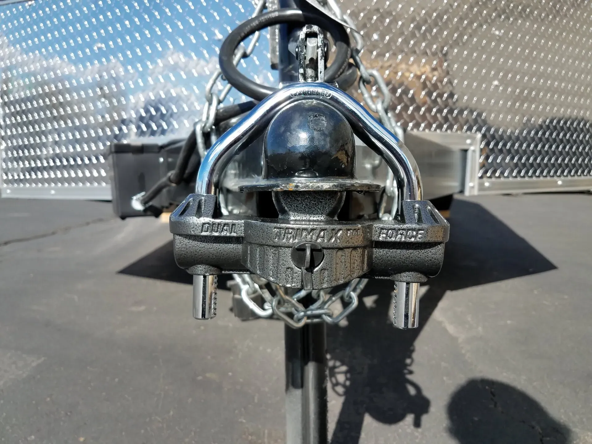 Towing Lock — Ogden, UT — Sam T Evans Pickup Cover & Trailer Sales Towing Lock — Ogden, UT — Sam T Evans Pickup Cover & Trailer Sales