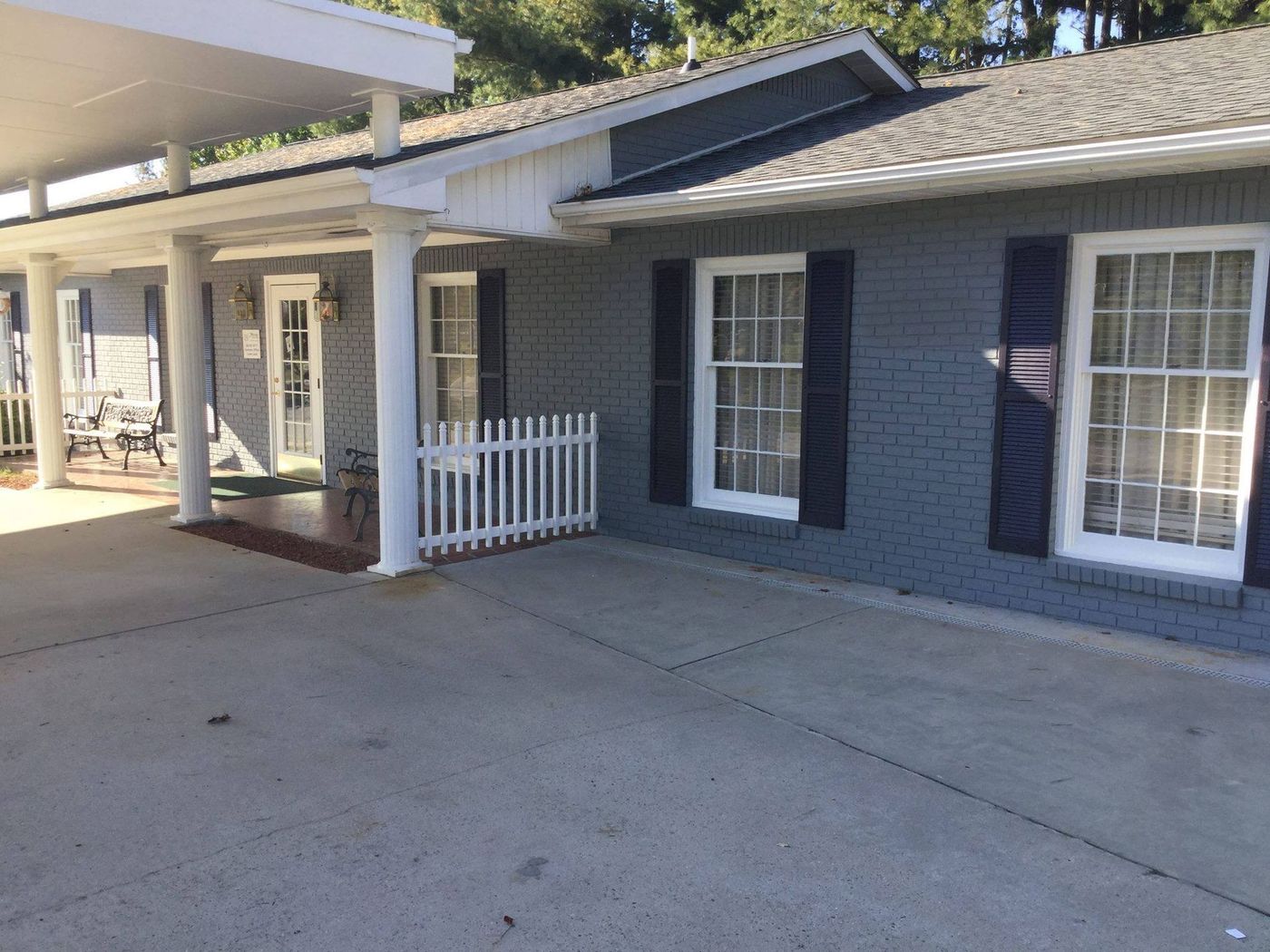 Wells Funeral Home in Waynesville
