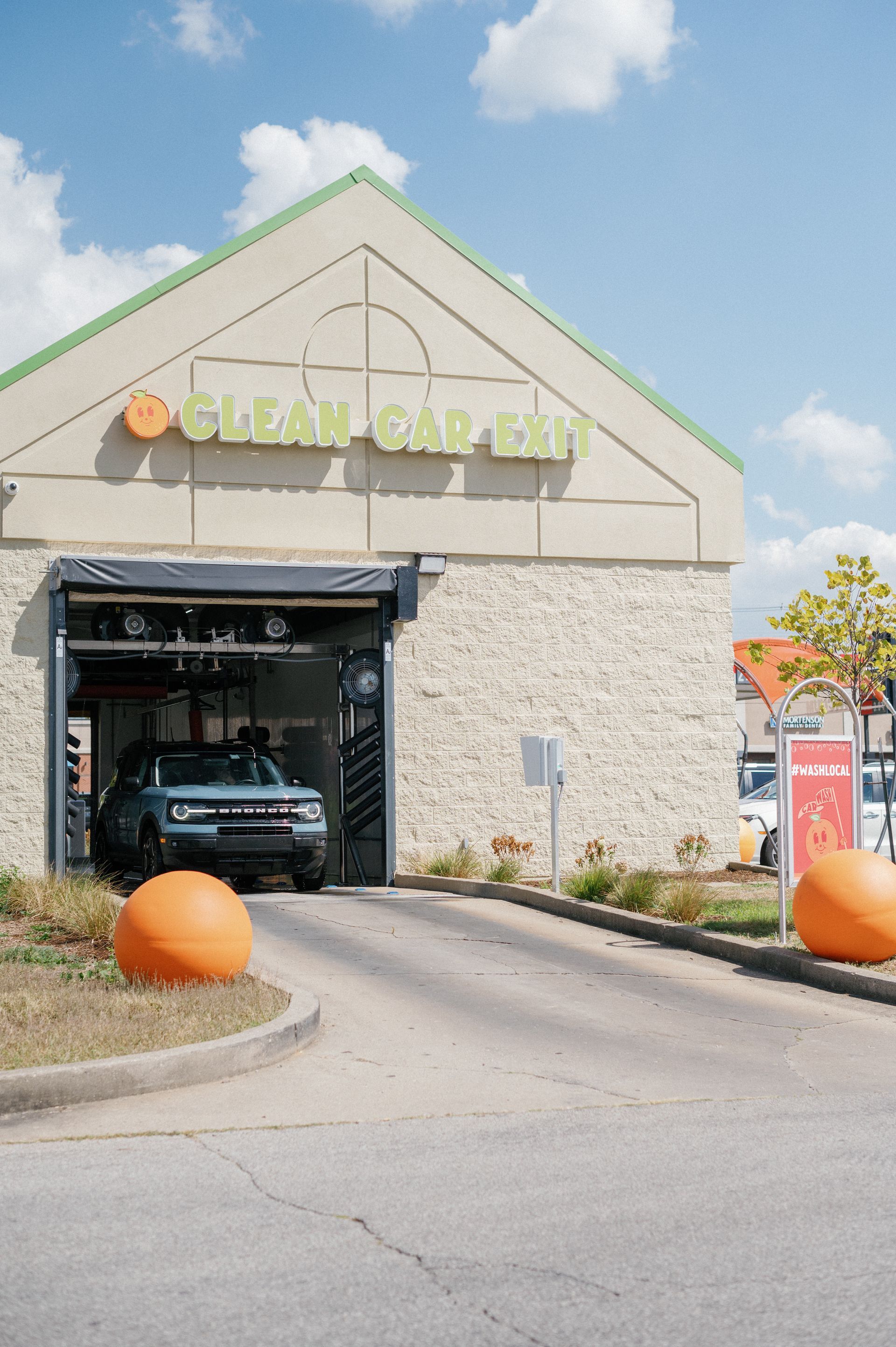 Welcome to Clementine's Carwash, now open in La Grange, KY! Getting your car squeaky clean has never been easier—our brand-new automatic touchless carwash is open 24/7