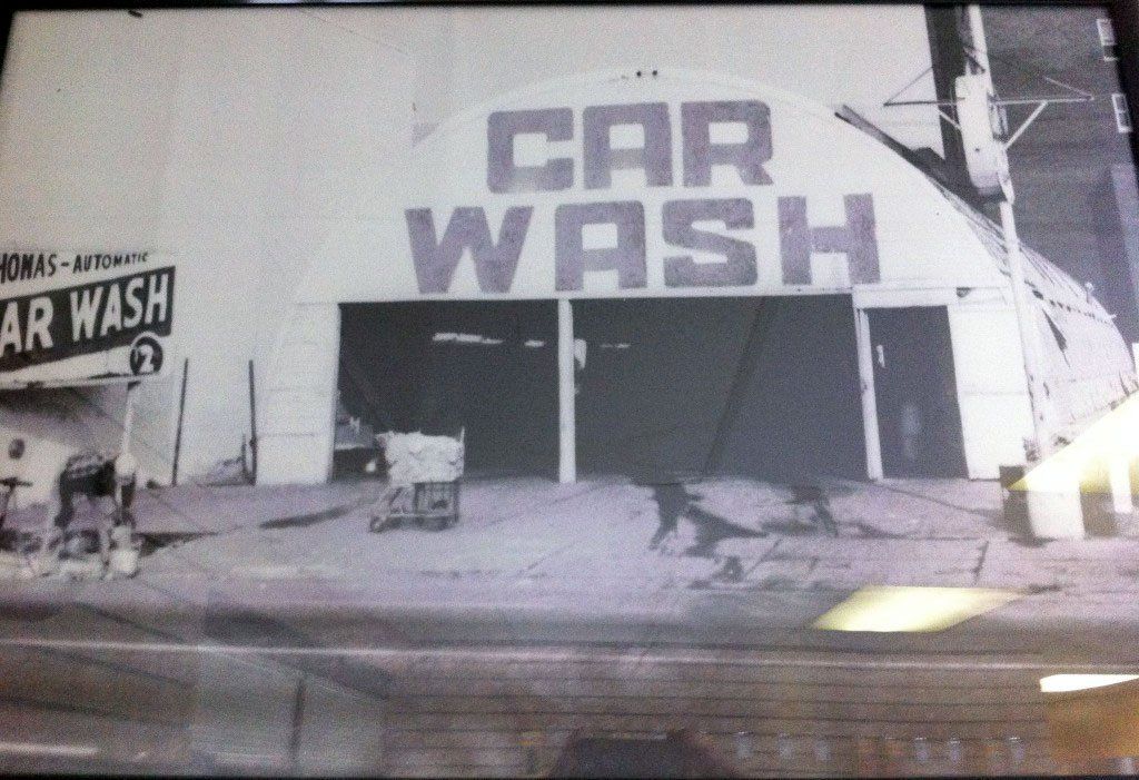 THE ORIGINAL THOMAS CAR WASH LOCATED IN LOUISVILLE, KENTUCKY 1946 © THOMAS CAR WASH 