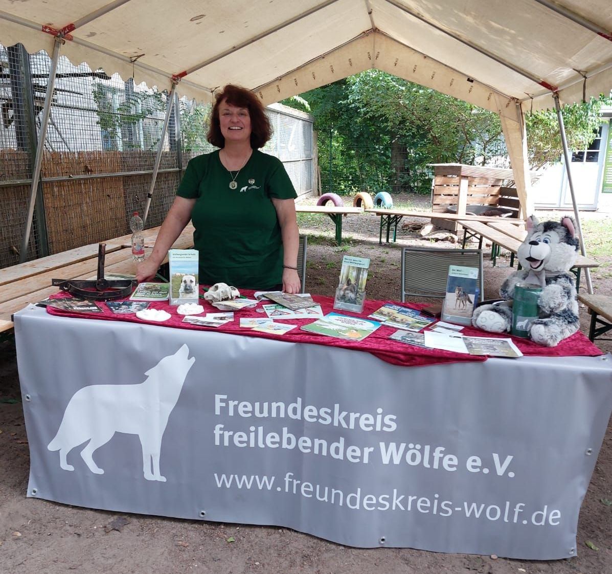 Bild 3 Infostand im Franziskus-Tierheim Hamburg