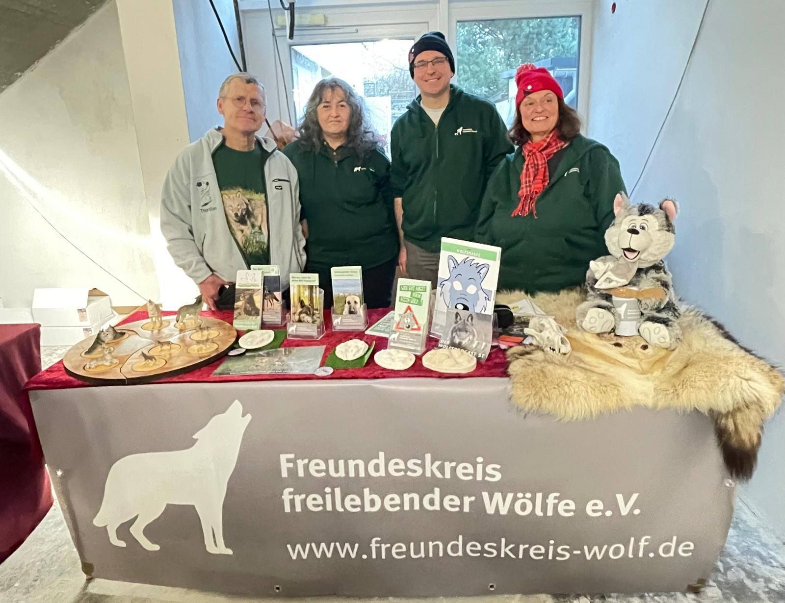 Bild Infostand im Tierheim Elmshorn Bild Infostand im Tierheim Elmshorn
