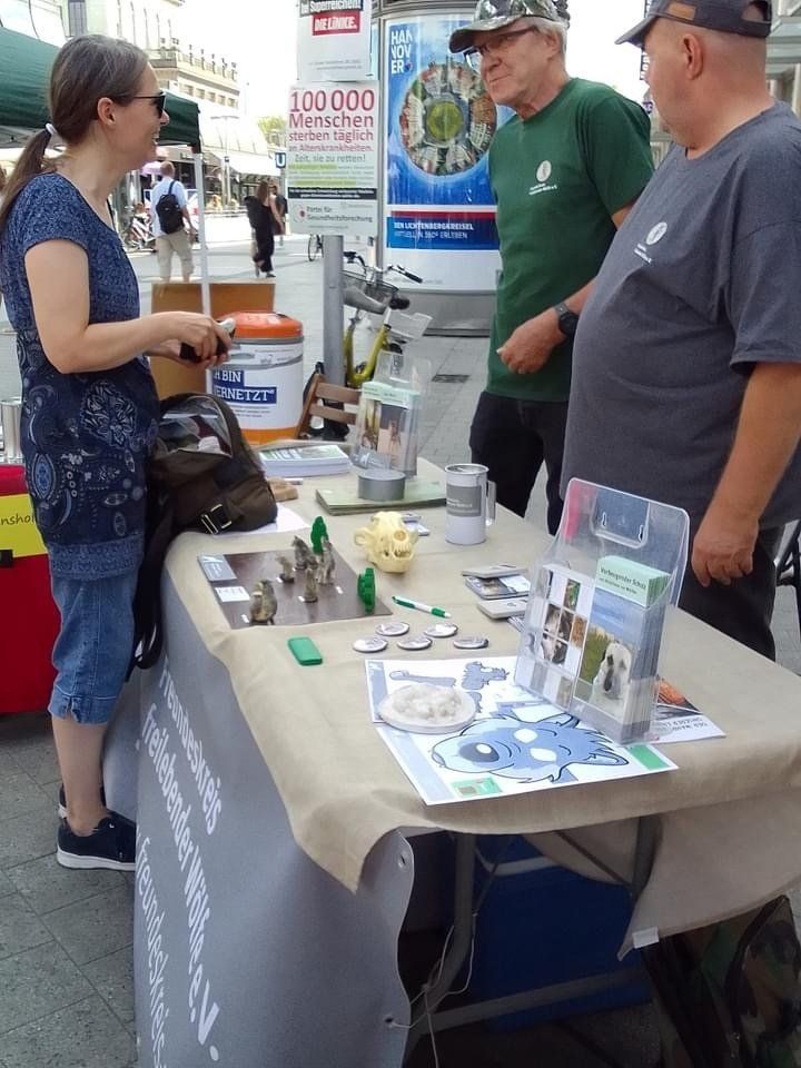 Bild 3 Infostand Hannover
