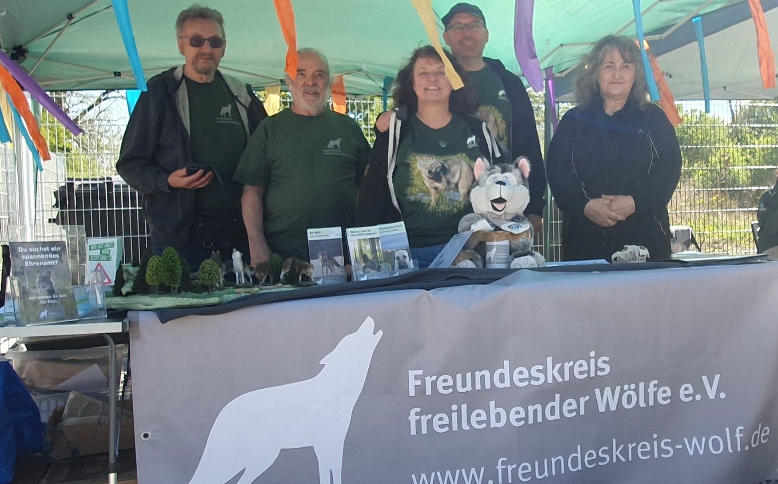 Bild Infostand im Tierheim Lübeck Bild Infostand im Tierheim Lübeck
