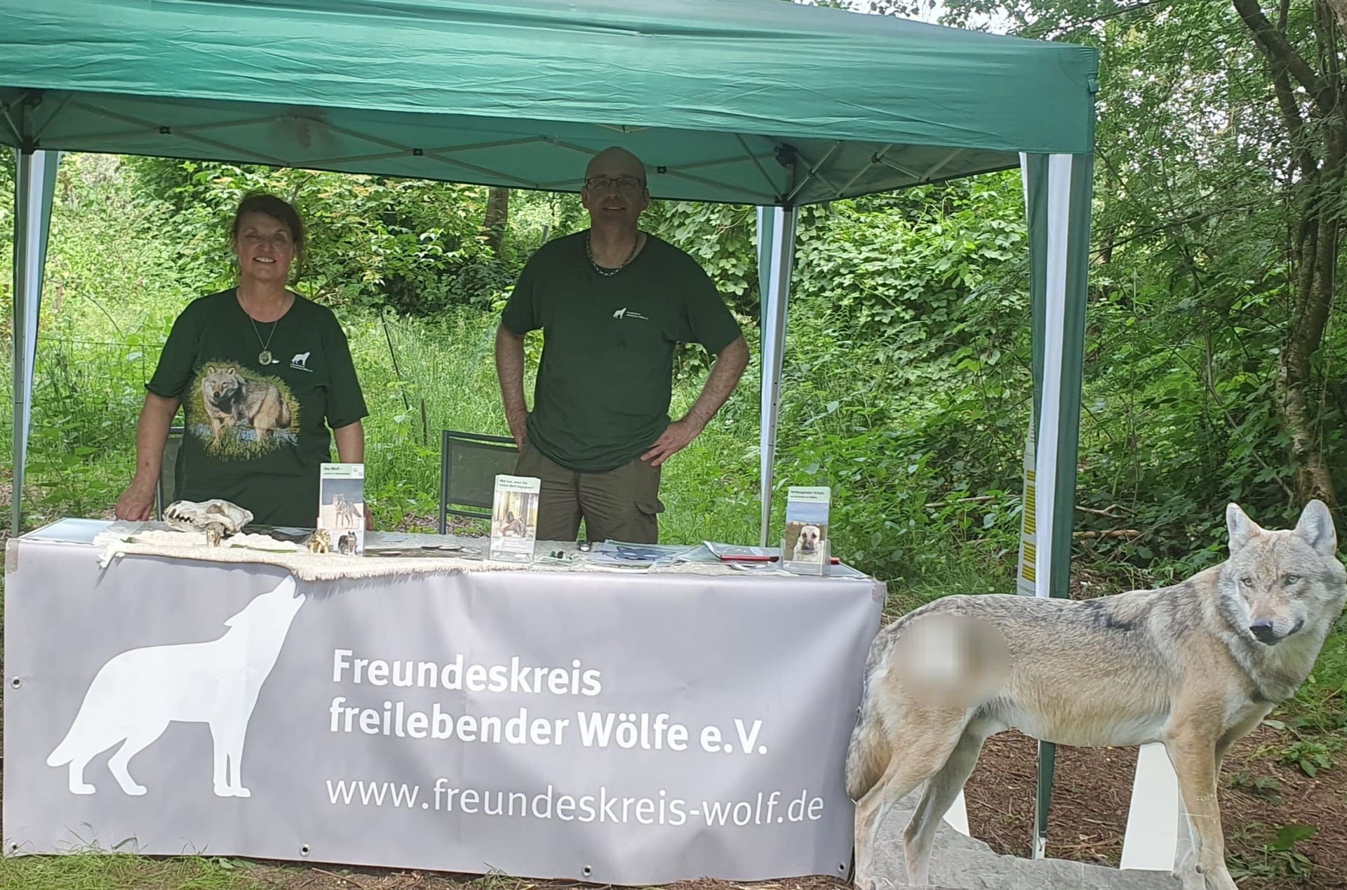 Bild infostand auf dem Lebenshof LiPaiO Bild infostand auf dem Lebenshof LiPaiO