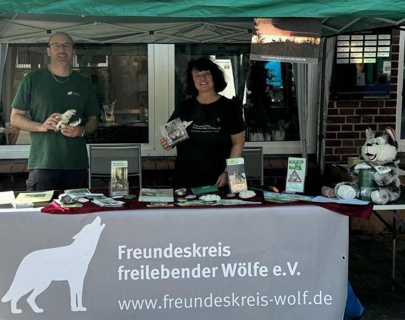 Bild 1 Infostand im Tierheim Itzehoe