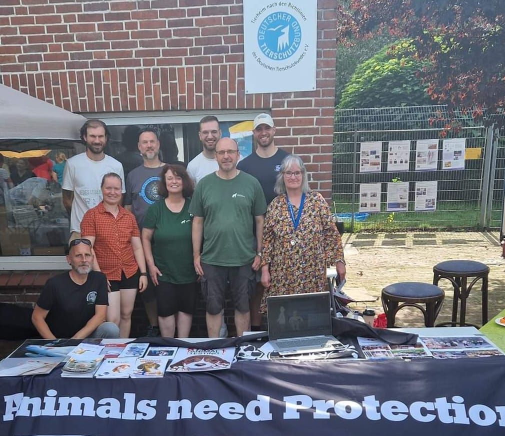Bild 2 Infostand im Tierheim Itzehoe
