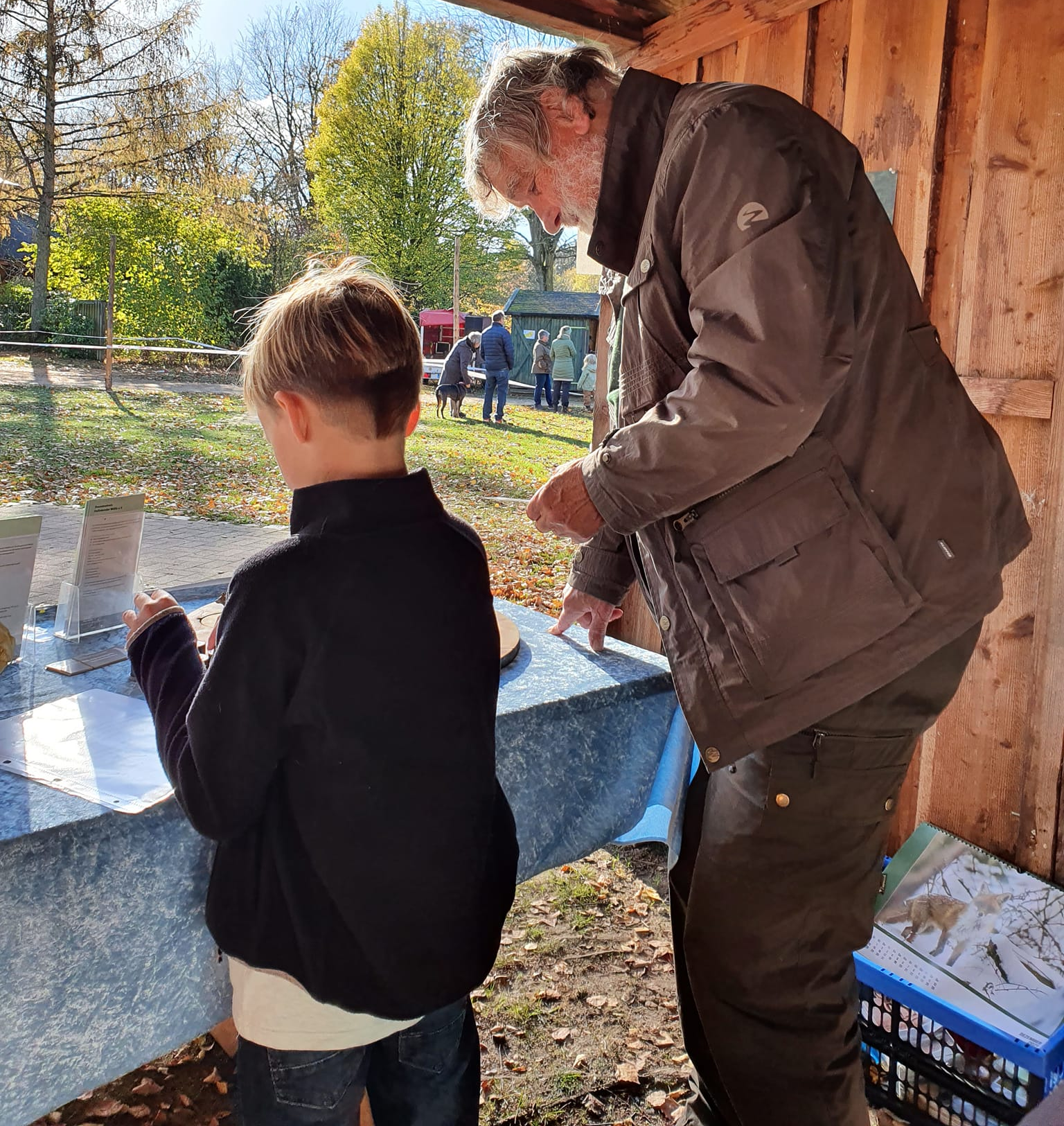 Bild 2 Infostand Trappenkamp