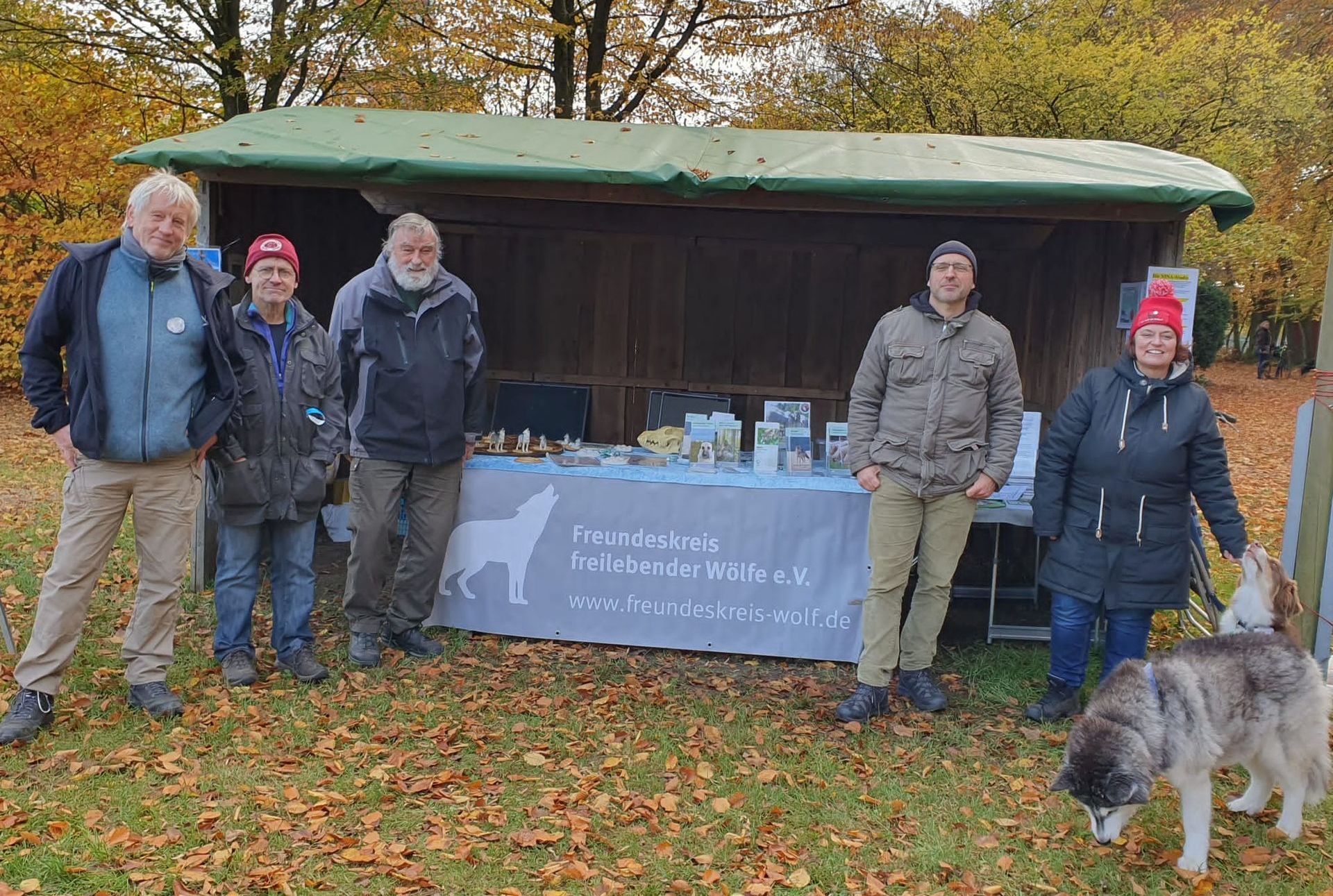 Bild  1 Infostand Trappenkamp