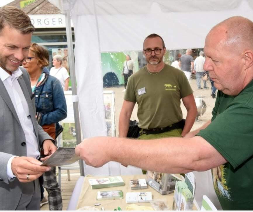 Bild  3 Infostand Wolfsburg
