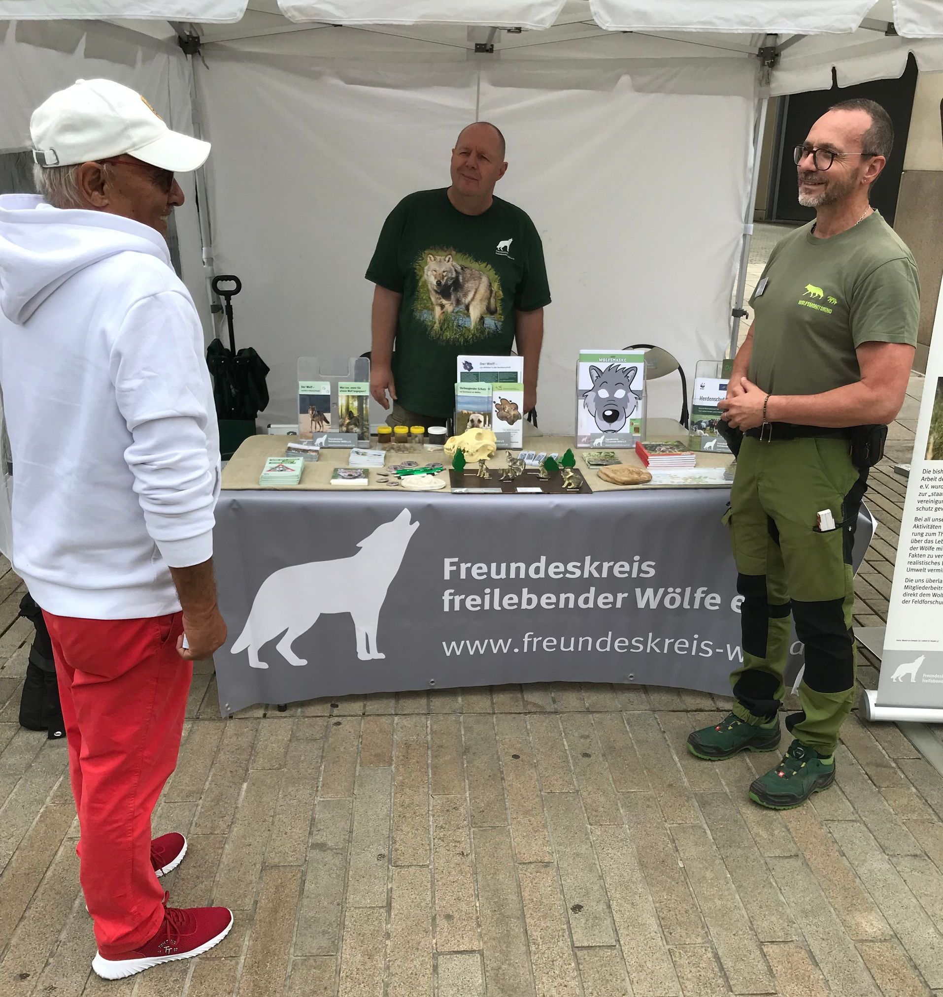 Bild  5 Infostand Wolfsburg