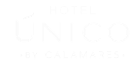 Um logotipo branco em um fundo branco que diz unico por calamares.