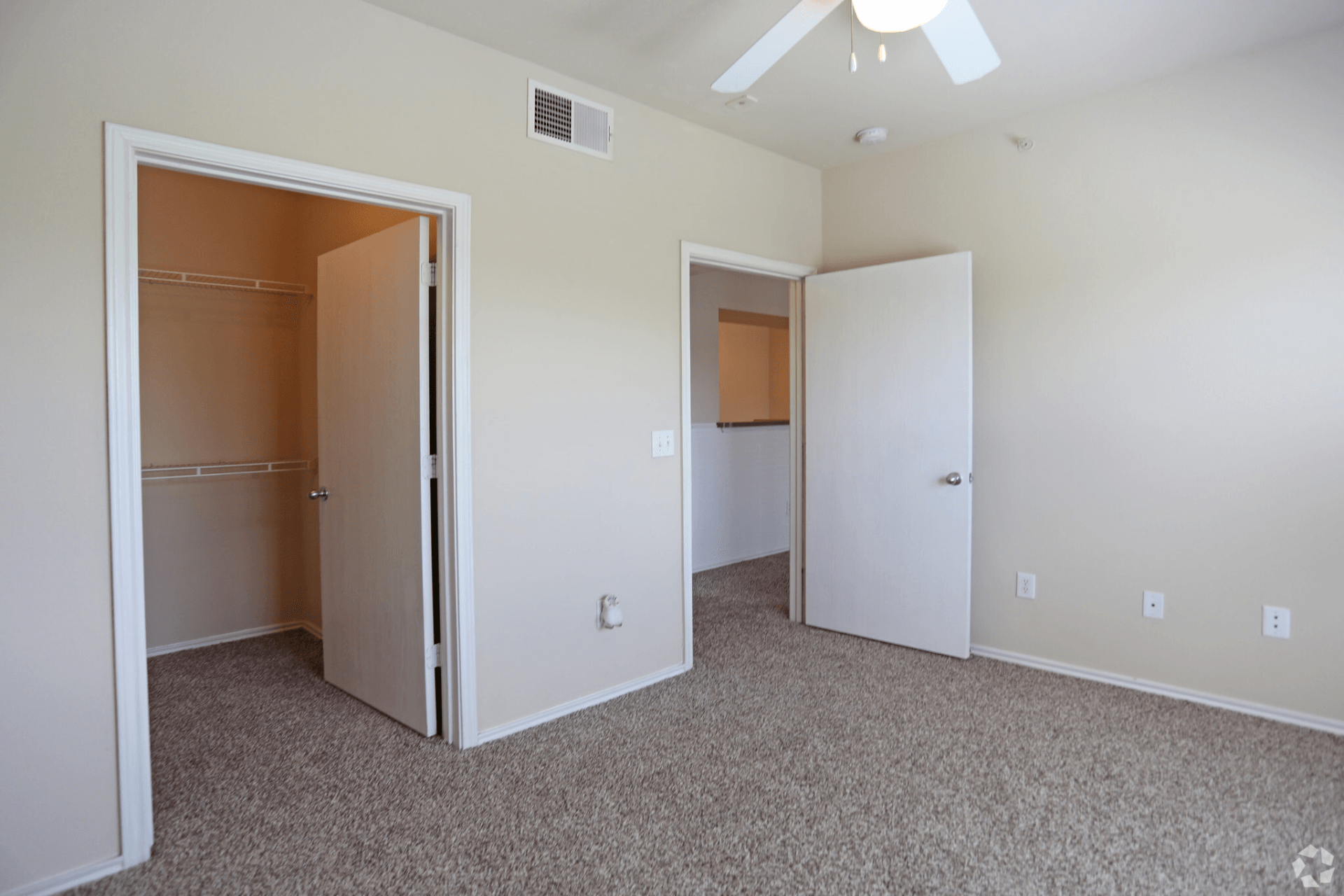 Kenzie Park Apartments in San Antonio, TX