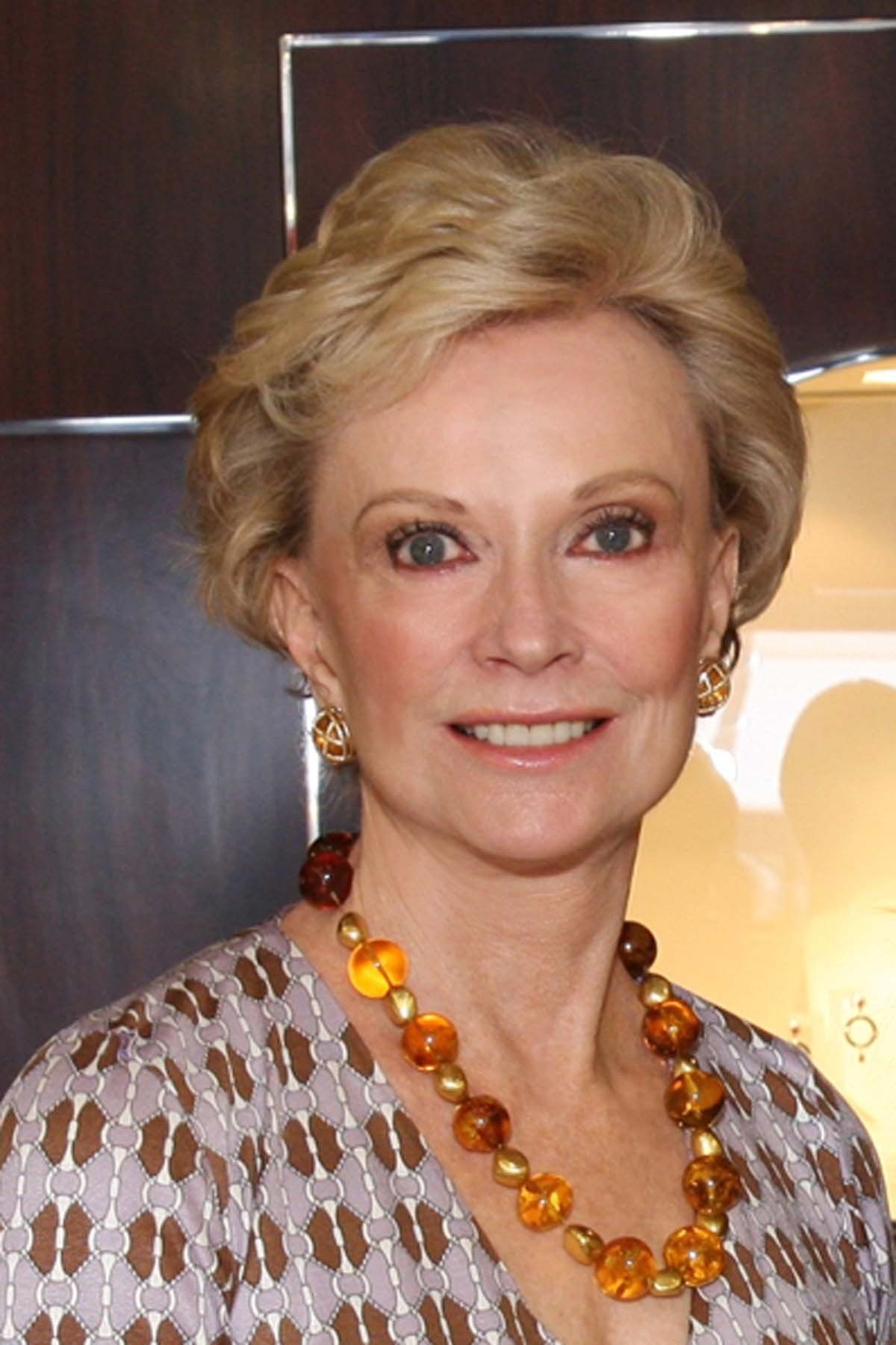 Betsy K. Matthews Headshot