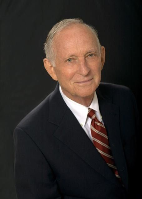 Dr. Robert Knapp Headshot