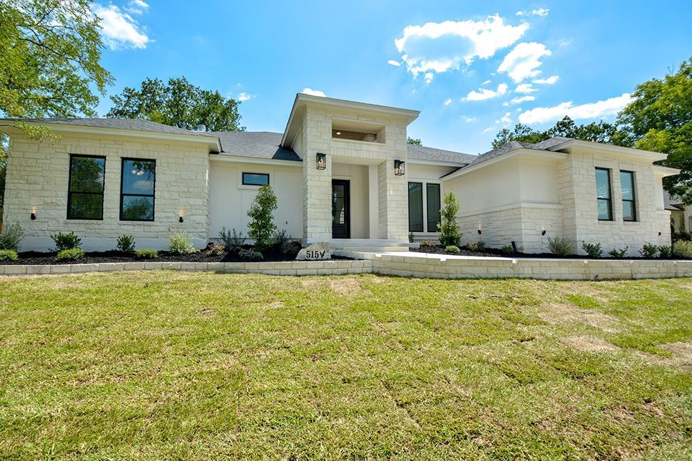 515 Eagle Landing | Custom Home | Dusek & Powell Central TX