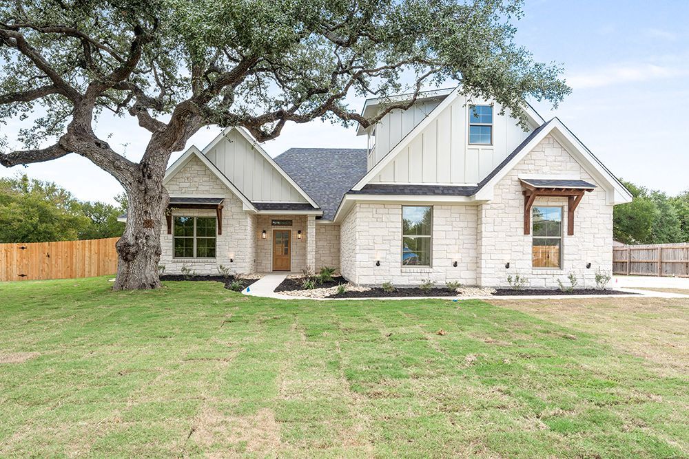 1022 Deer Crossing | Custom Home Project | Dusek & Powell