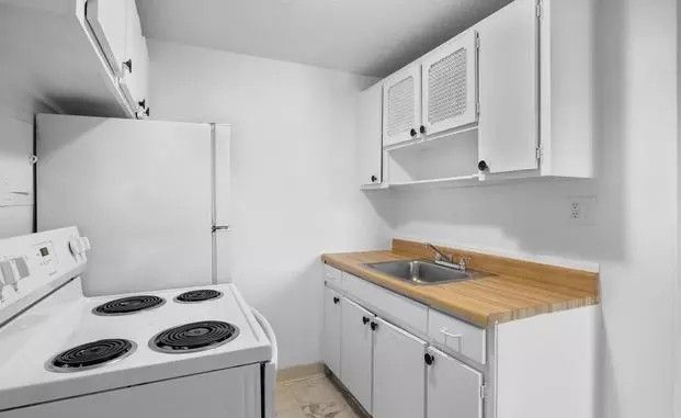 Valley Point Apartments | CLE